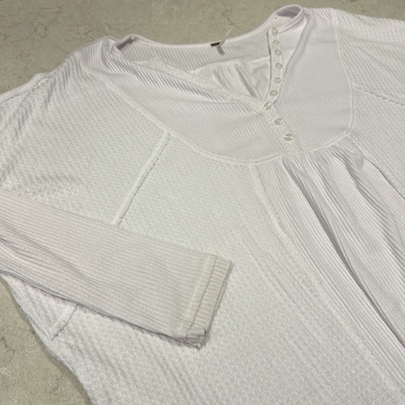 FREE PEOPLE WAFFLE FLOWY TOP - Picture 3 of 5